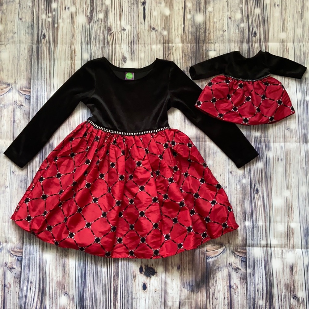 Girls Christmas dress w/ Matching dolls dress